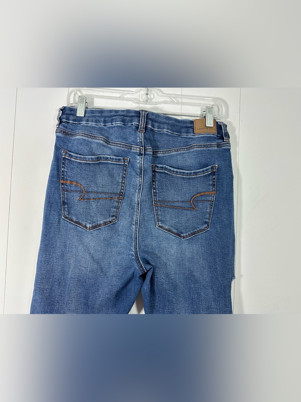 American Eagle Jeans Size 12 Short Curvy Super Hi Rise Jegging Distressed Denim - Picture 6 of 13